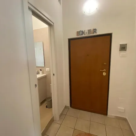 Newhouse Class 2 باري