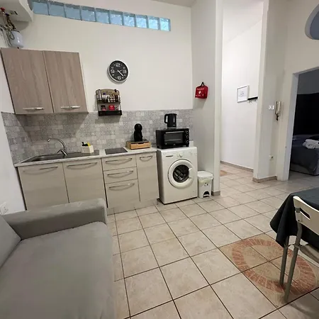 Newhouse Class 2 Διαμέρισμα Μπάρι